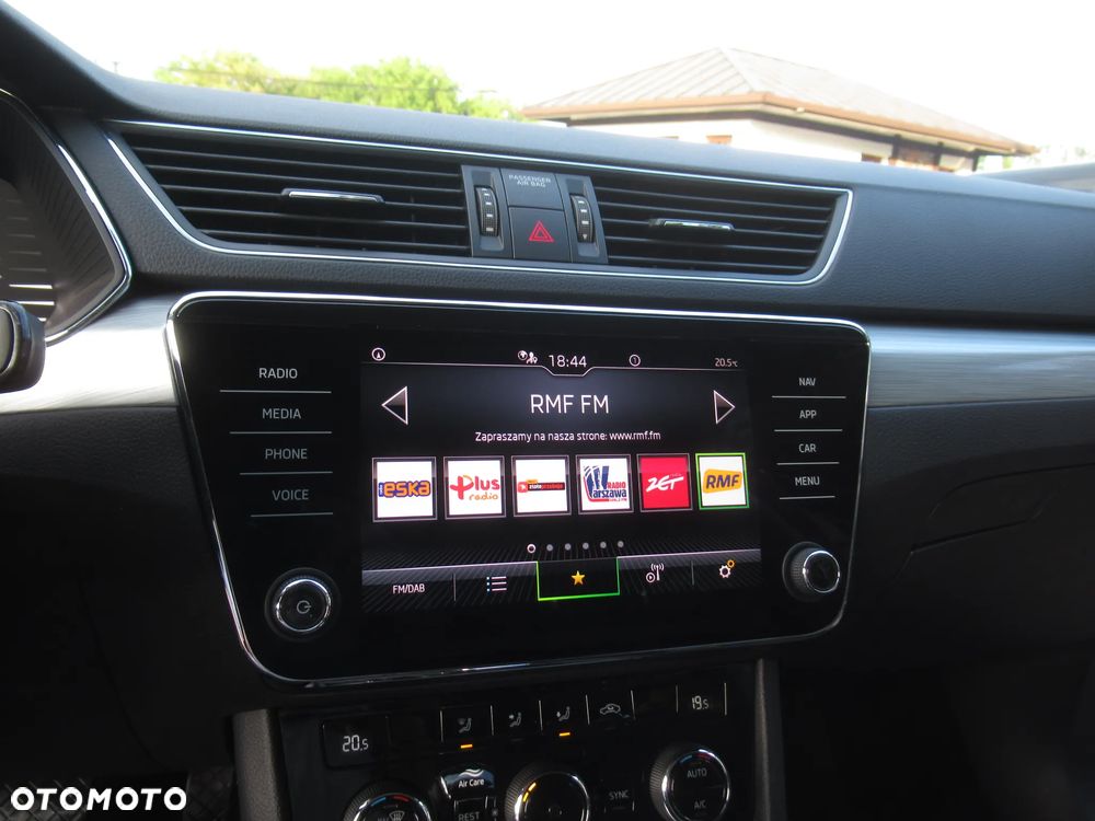 Skoda Superb 2.0 TSI Ambition DSG - 16