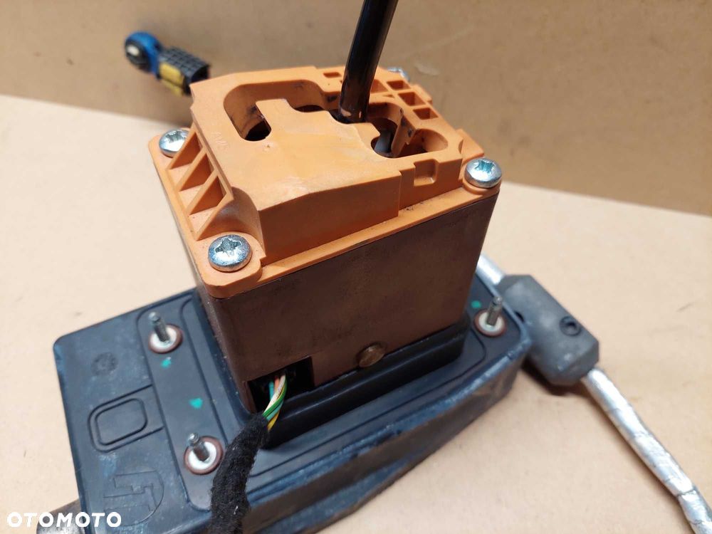 Citroen C5 III X7 1.6 THP Wybierak linka automatu - 6