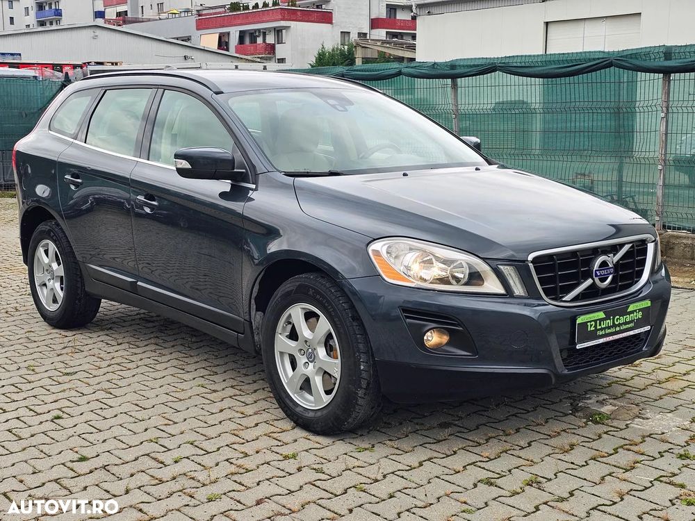 Volvo XC 60 D3 AWD Aut. Momentum - 2