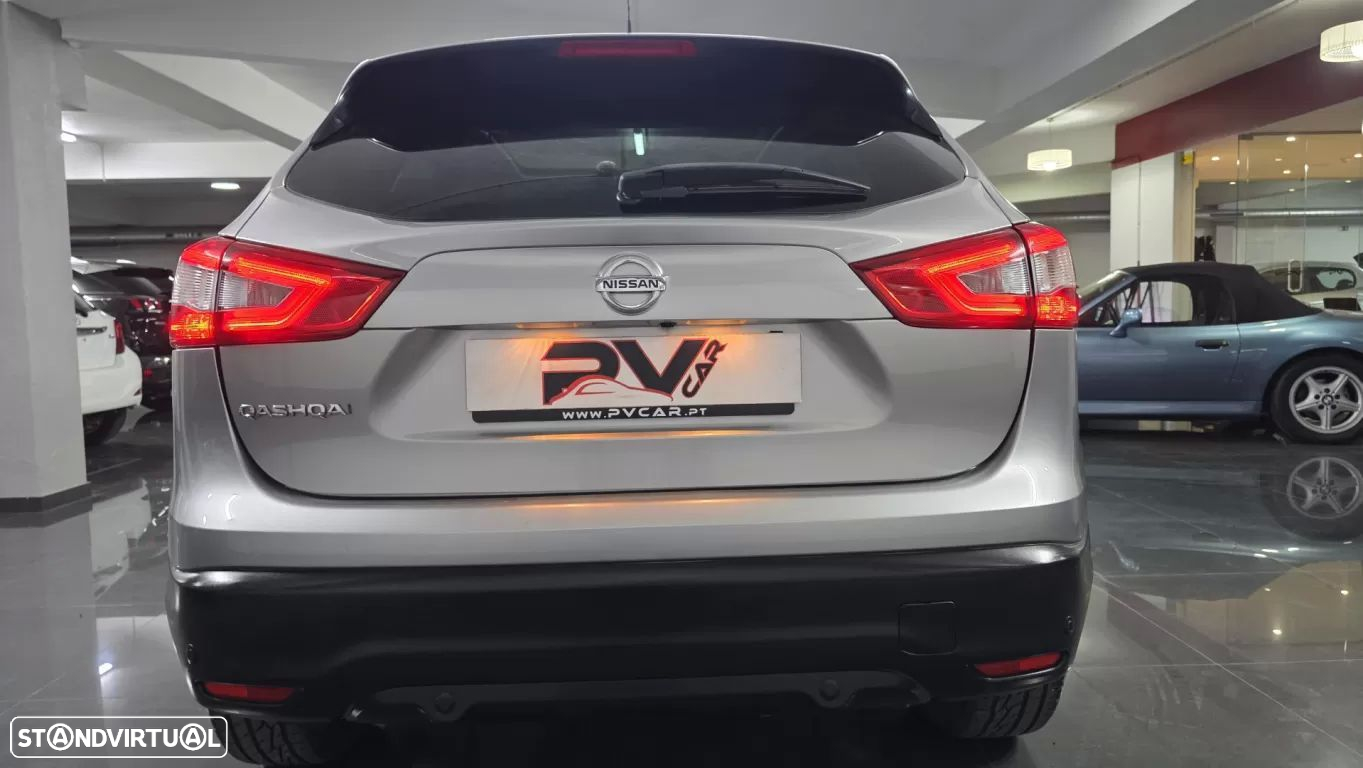 Nissan Qashqai 1.6 dCi N-Connecta 18 Xtronic - 19
