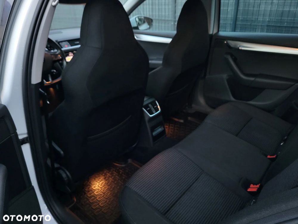 Skoda Octavia 1.4 TSI Style DSG - 12