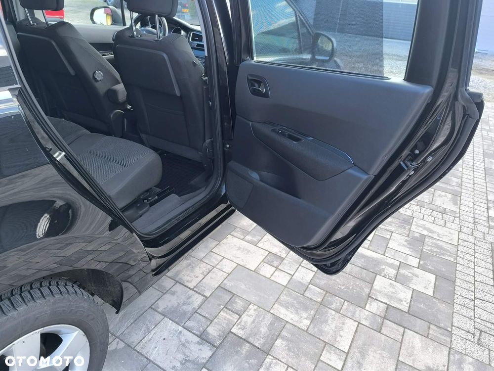 Peugeot 5008 1.6 Trendy - 16