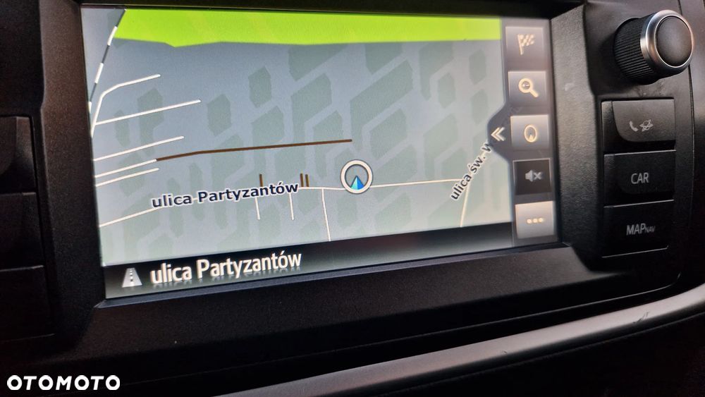 Toyota Auris 1.8 HSD Luna - 19