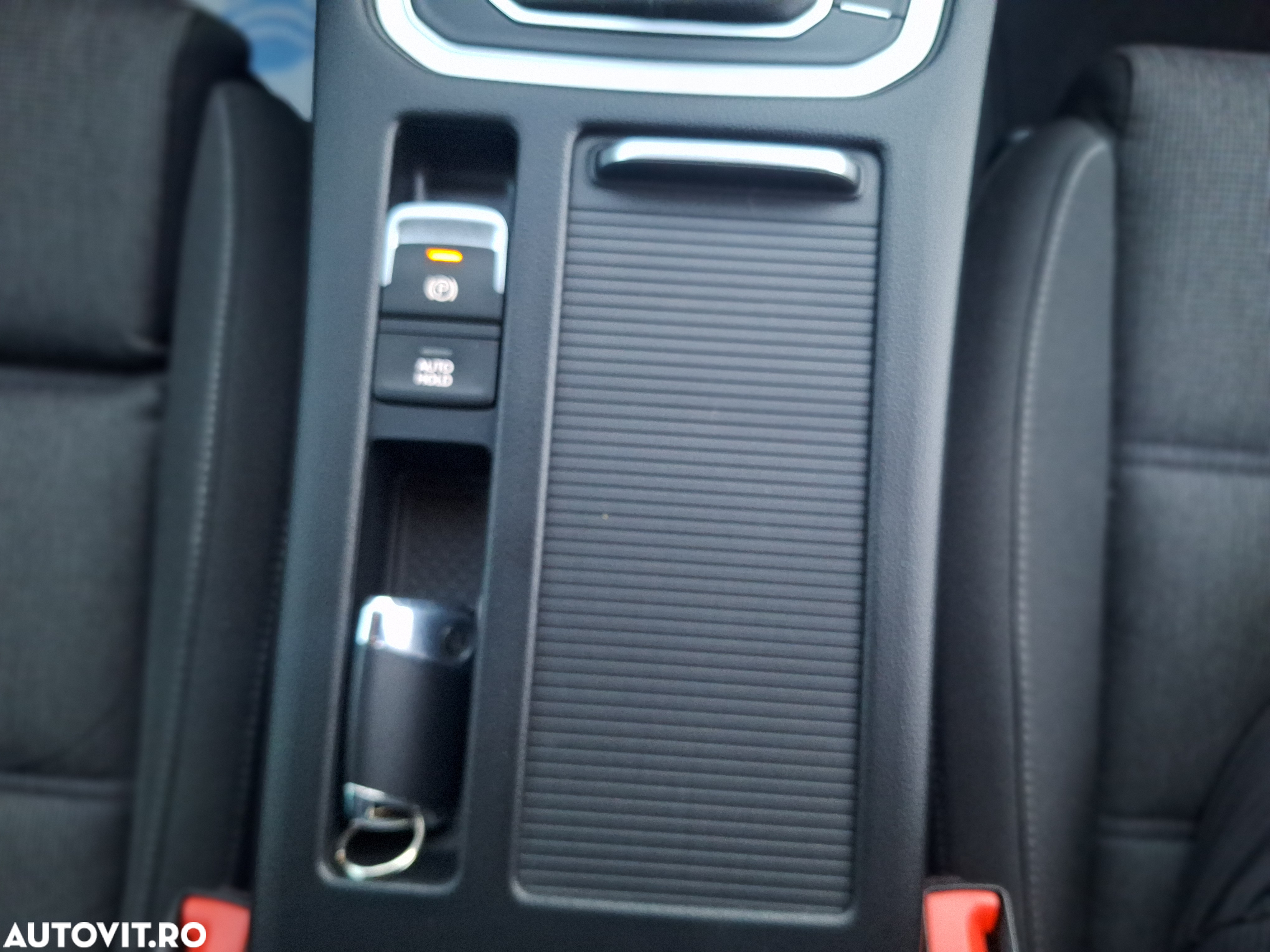 Volkswagen Passat 2.0 TDI (BlueMotion Technology) Comfortline - 10