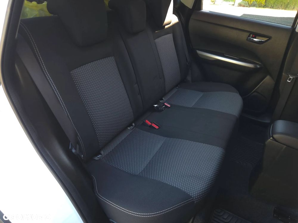 Suzuki Vitara 1.4 T Boosterjet S 2WD - 36