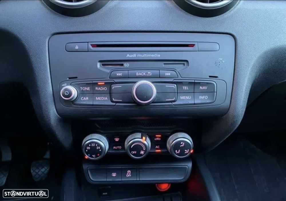 Audi A1 1.6 TDI Ambition - 15