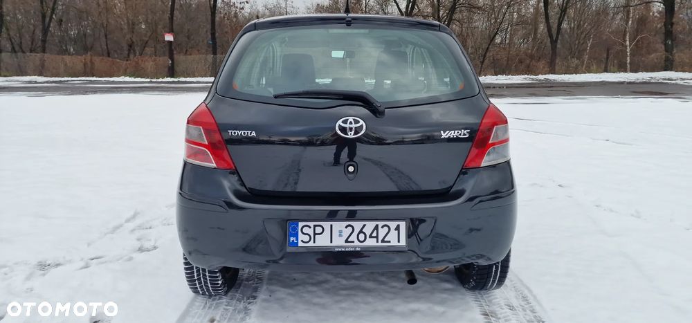 Toyota Yaris 1.33 VVT-i Club - 4