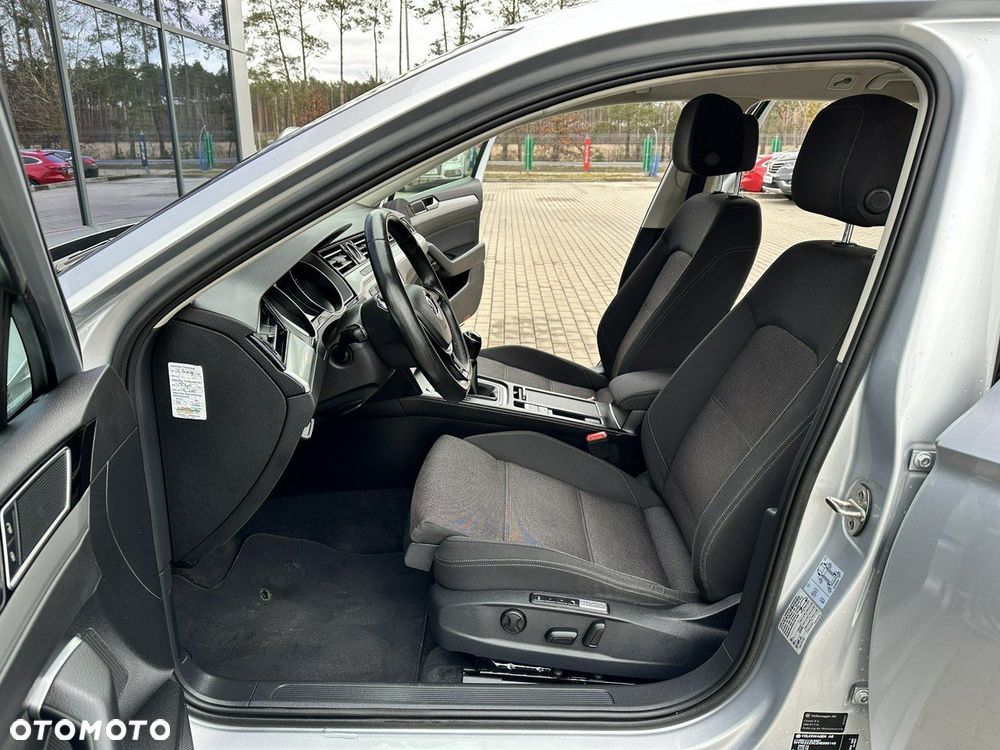 Volkswagen Passat Variant 2.0 TDI SCR Comfortline - 11