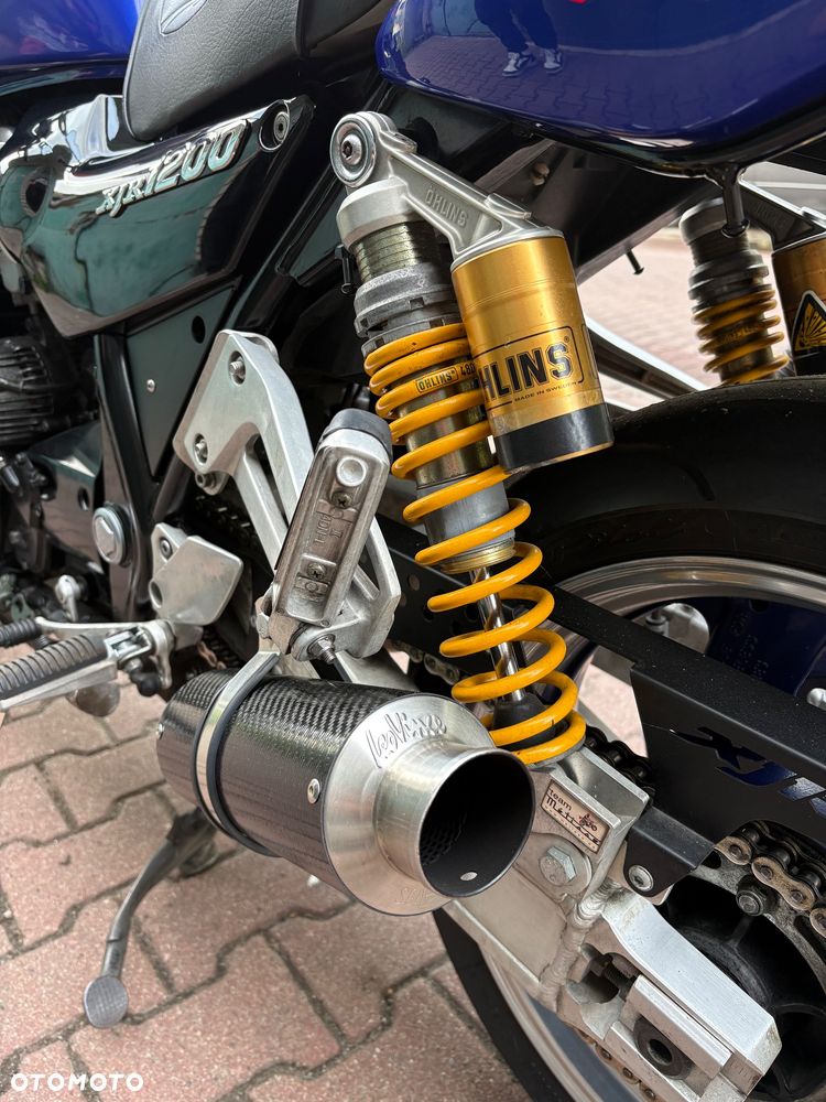 Yamaha XJR - 14