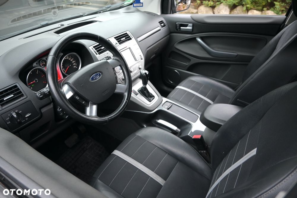 Ford Kuga 2.0 TDCi 4x4 Titanium - 18