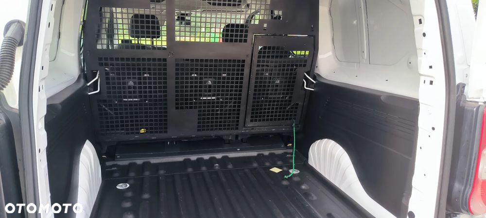 Toyota Proace City - 26