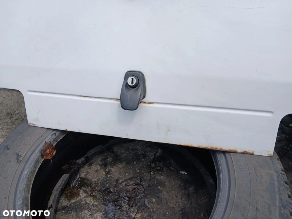 Fiat Cinquecento klapa bagażnika - 3