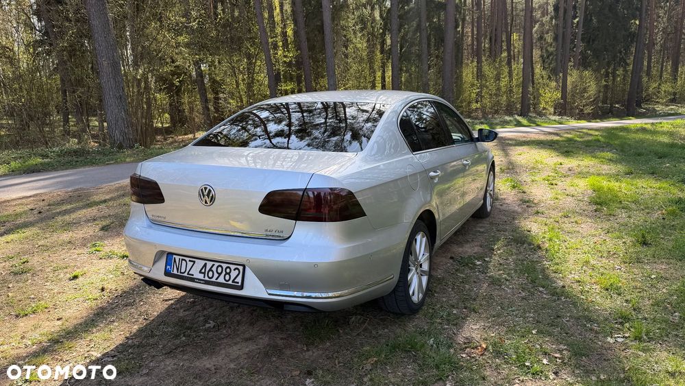 Volkswagen Passat 2.0 TDI 4Mot Highline - 5