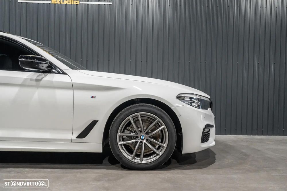 BMW 520 d Pack M Auto - 38