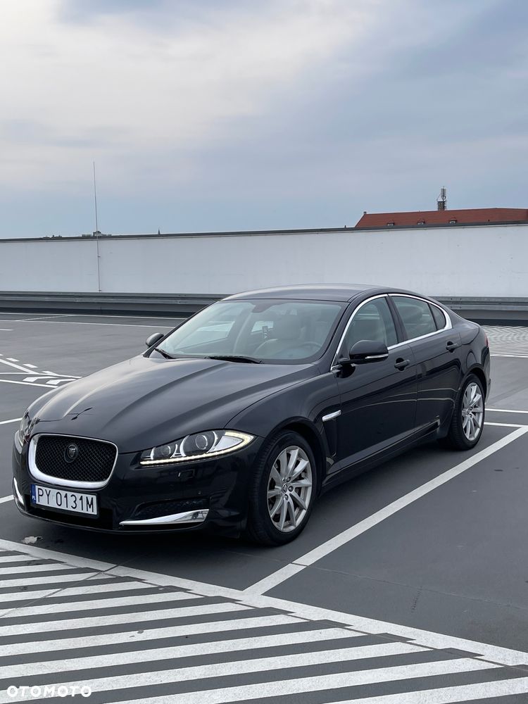 Jaguar XF 3.0 V6 D S Luxury - 5