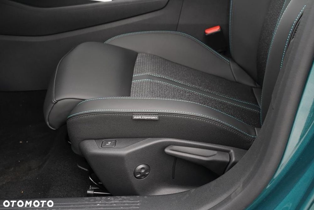 Peugeot 308 - 13