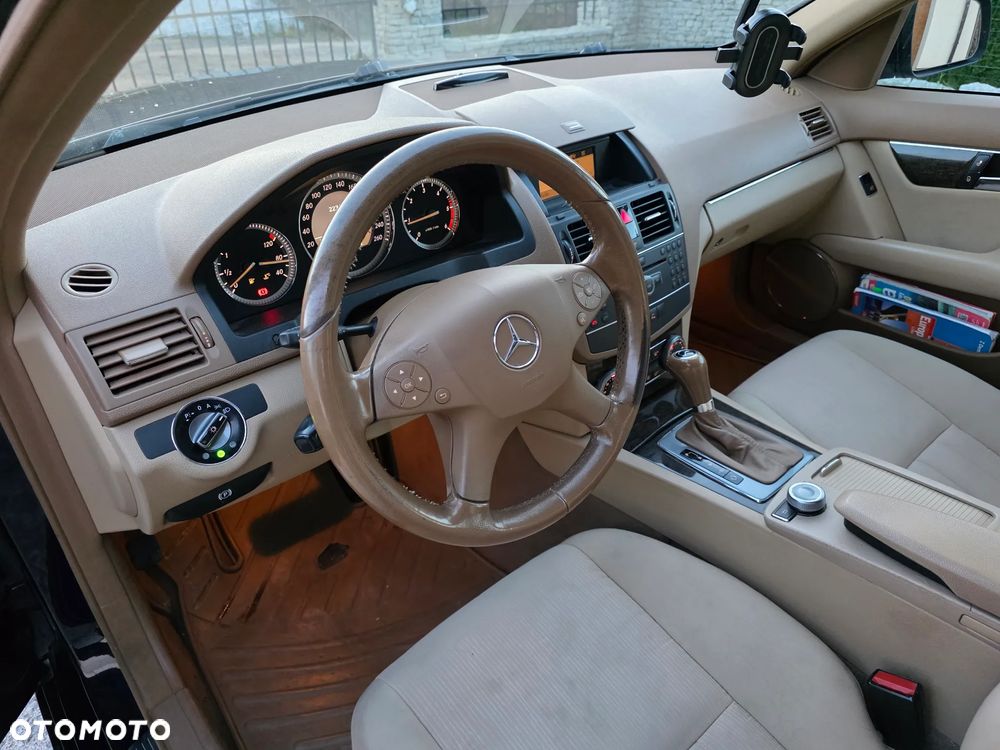 Mercedes-Benz Klasa C 220 CDI DPF Automatik Elegance - 11