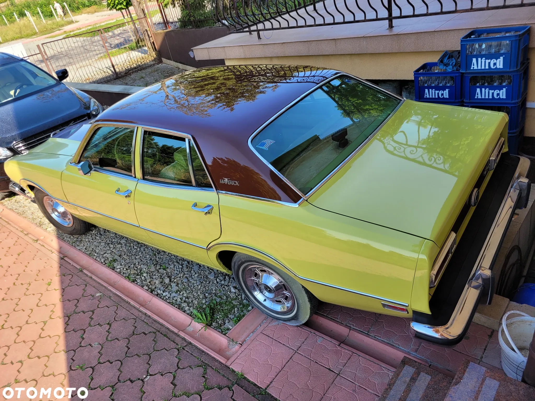 Ford Maverick - 2