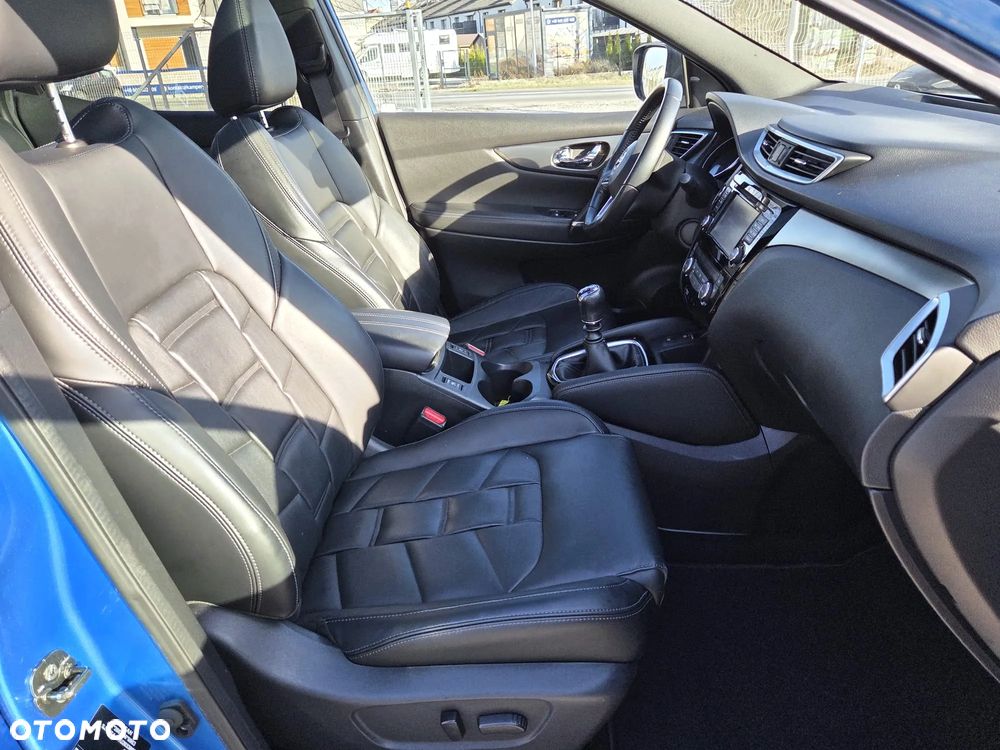 Nissan Qashqai 1.6 DIG-T Tekna+ - 24