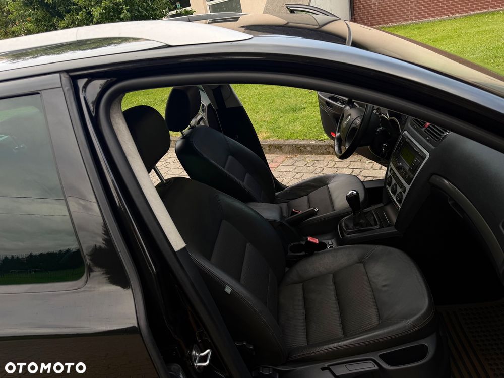 Skoda Octavia 2.0 TDI Ambiente - 11