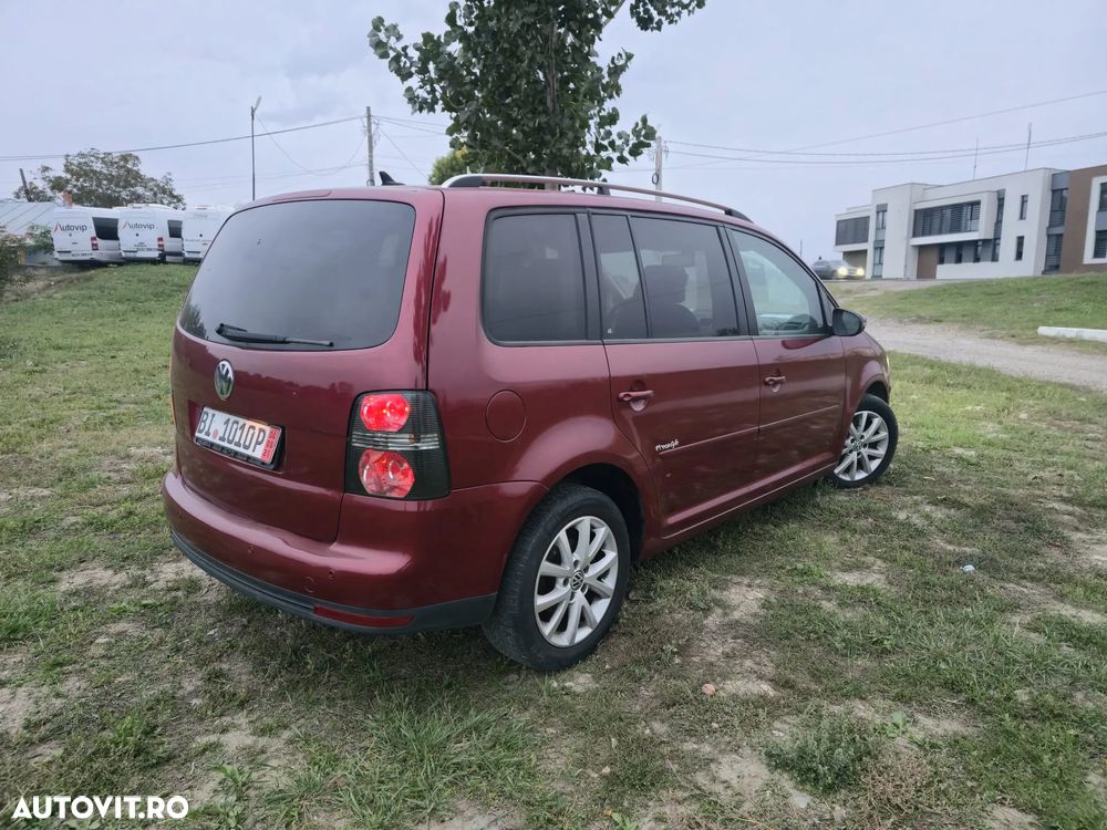 Volkswagen Touran 2.0 TDI Comfortline - 7