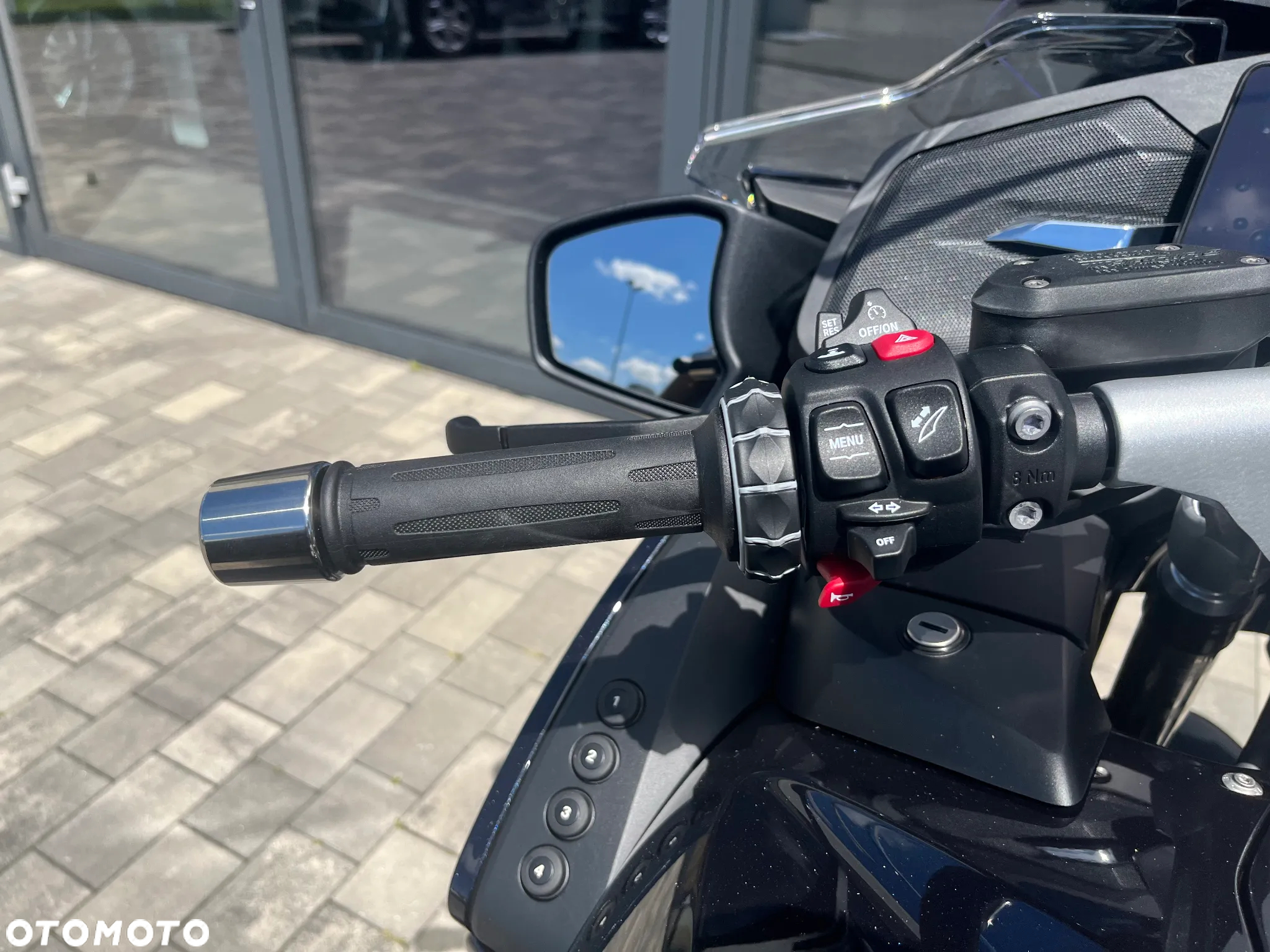 BMW R - 9