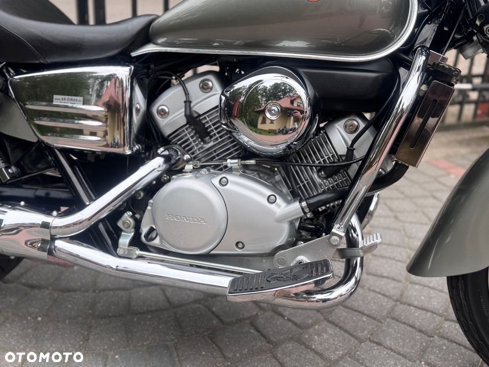 Honda VT - 13