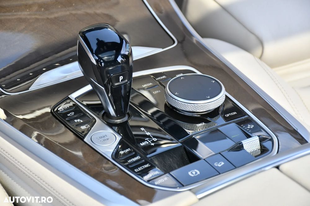 BMW X5 xDrive45e - 36