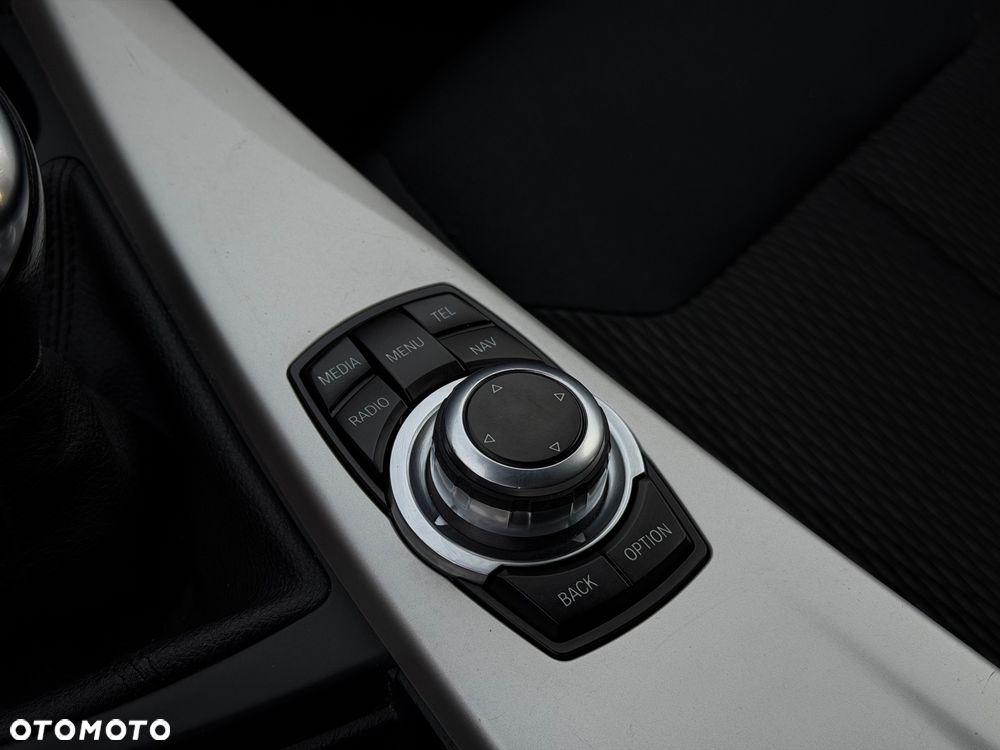 BMW Seria 3 316d EU6 - 31