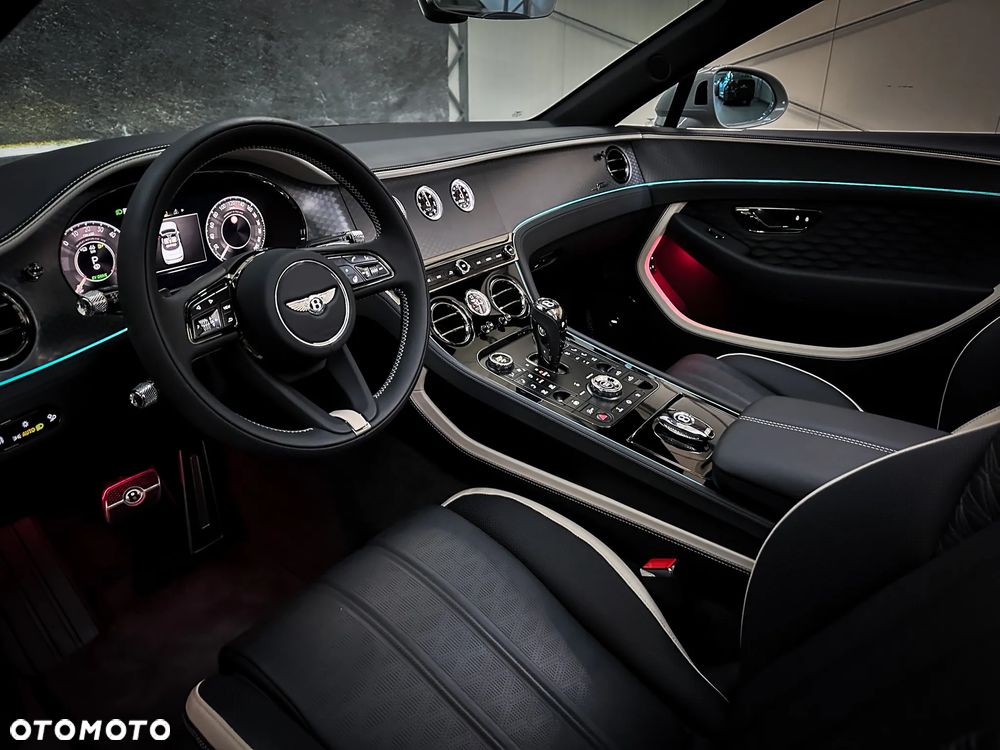 Bentley Continental GT - 20