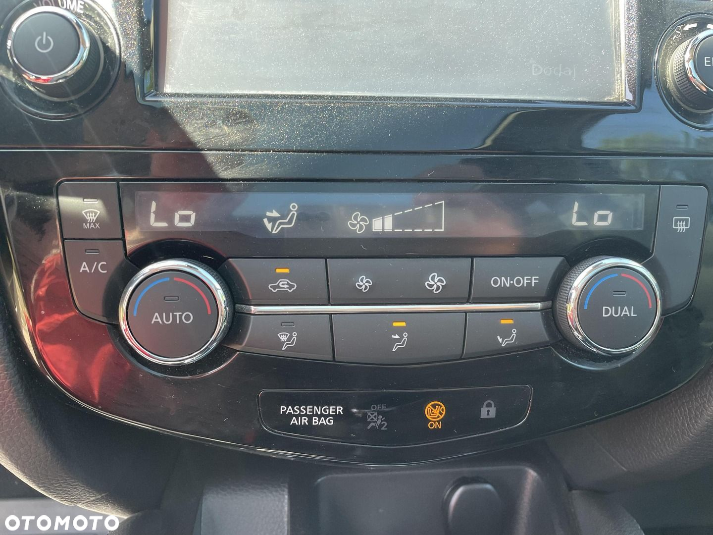 Nissan Qashqai 1.6 DCi 4x4 N-Connecta EU6 - 24