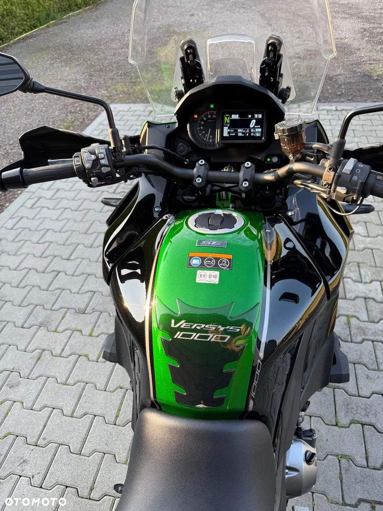 Kawasaki Versys 1000 - 24
