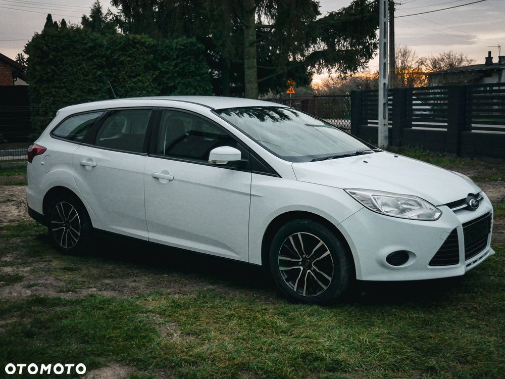 Ford Focus 1.6 TDCi DPF Trend - 8