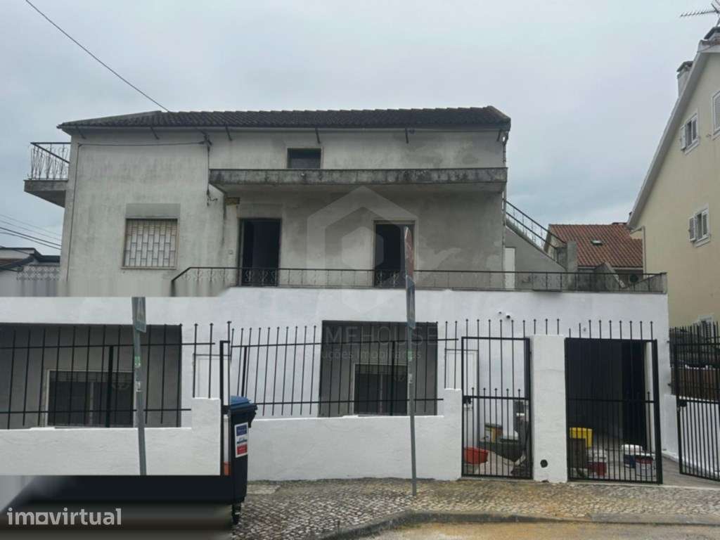 Andar de moradia Duplex T5 +1 com garagem e logradouro - Grande imagem: 4/24
