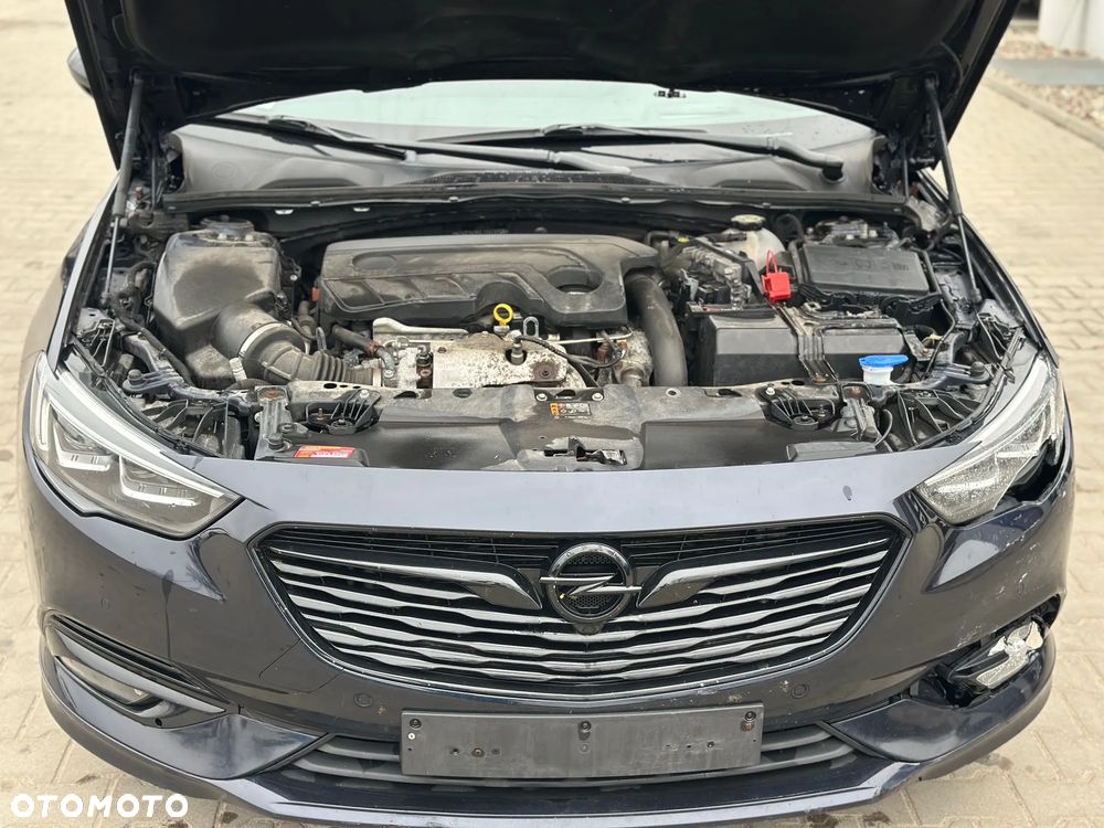 Opel Insignia - 12