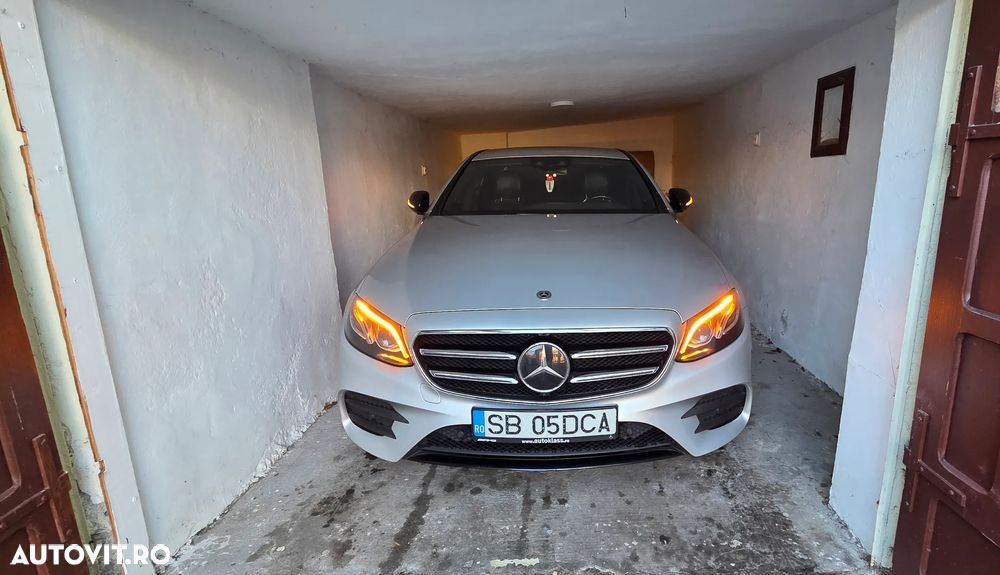 Mercedes-Benz E 220 d 4MATIC Aut. - 2