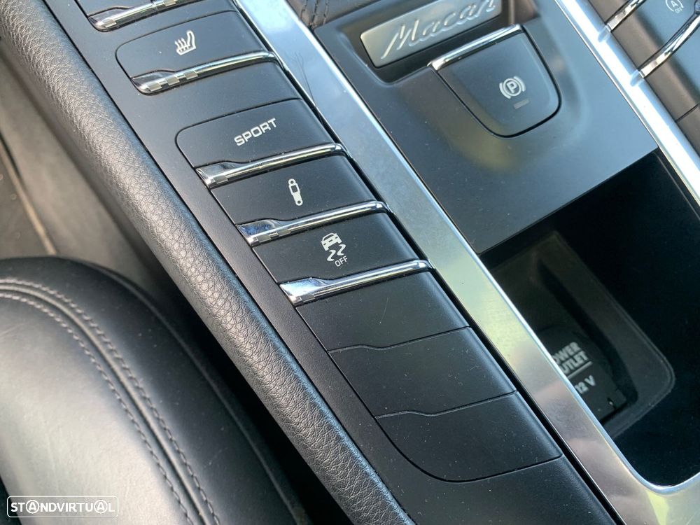 Porsche Macan S - 36