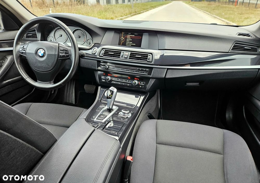 BMW Seria 5 520d - 17