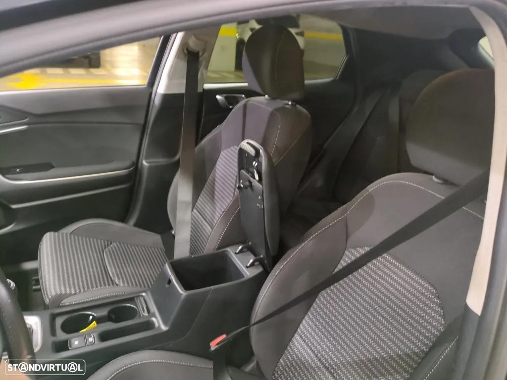 Kia XCeed 1.0 T-GDI Drive - 3