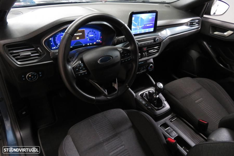 Ford Focus 1.0 EcoBoost Active X - 14