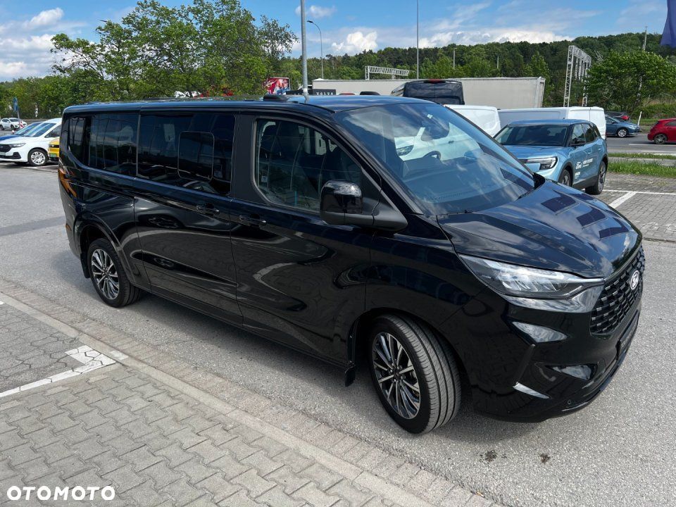 Ford Tourneo Custom - 3