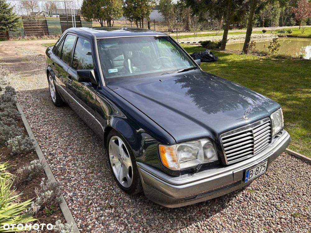 Mercedes-Benz Klasa E - 1