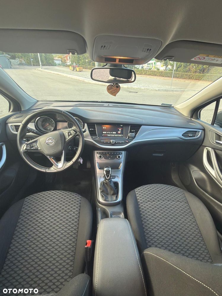 Opel Astra V 1.4 T Enjoy - 7