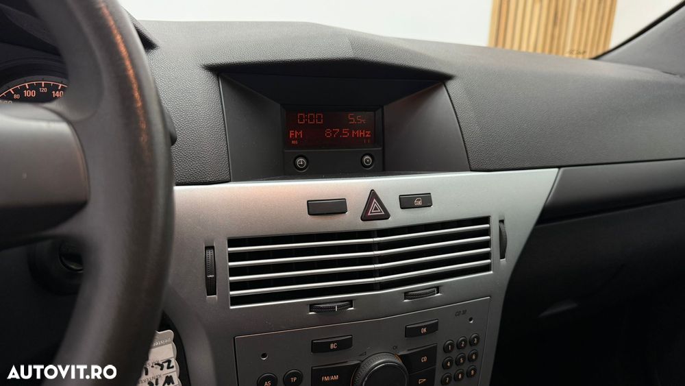 Opel Astra 1.4 - 18