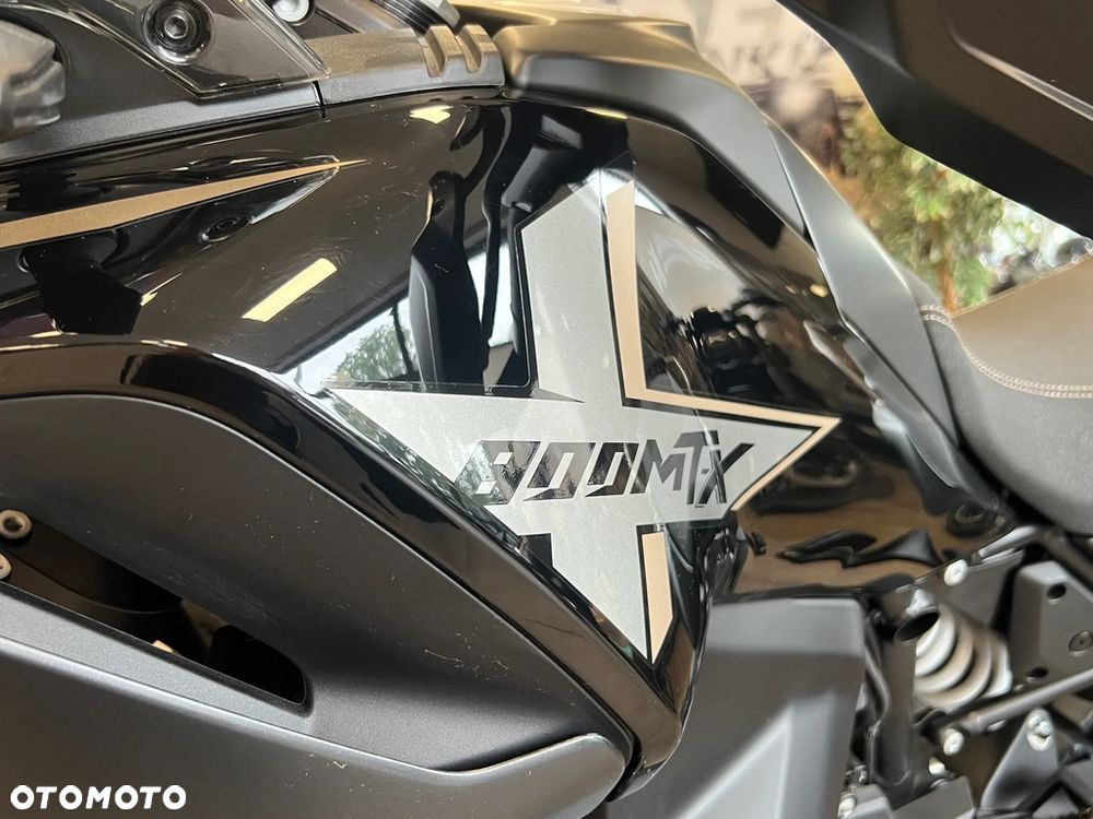 CFMoto MT - 5