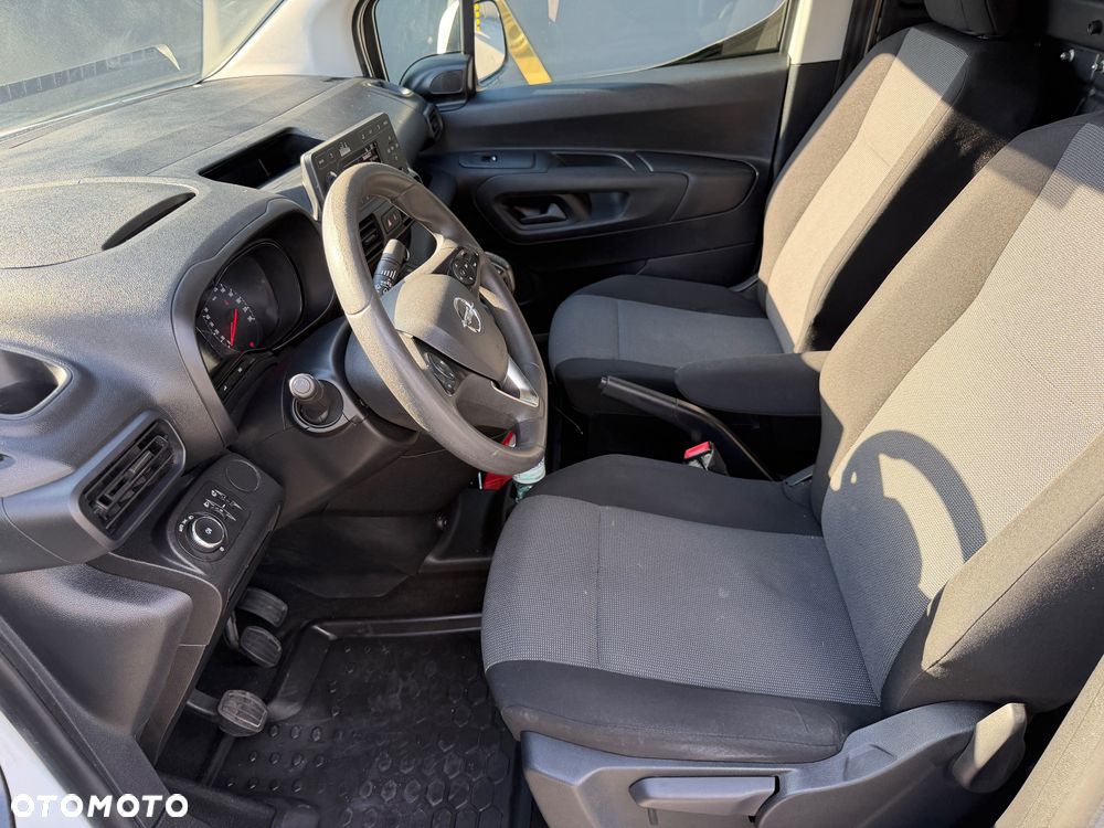 Opel COMBO L1H1 - 32