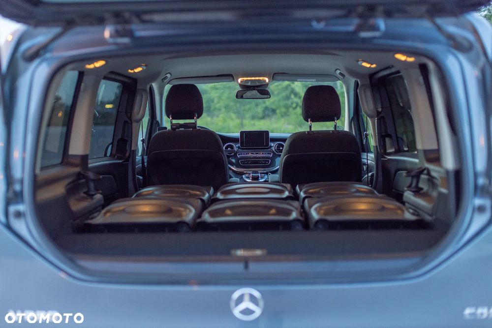 Mercedes-Benz Klasa V 220 (BlueTEC) d lang 7G-TRONIC Edition - 22