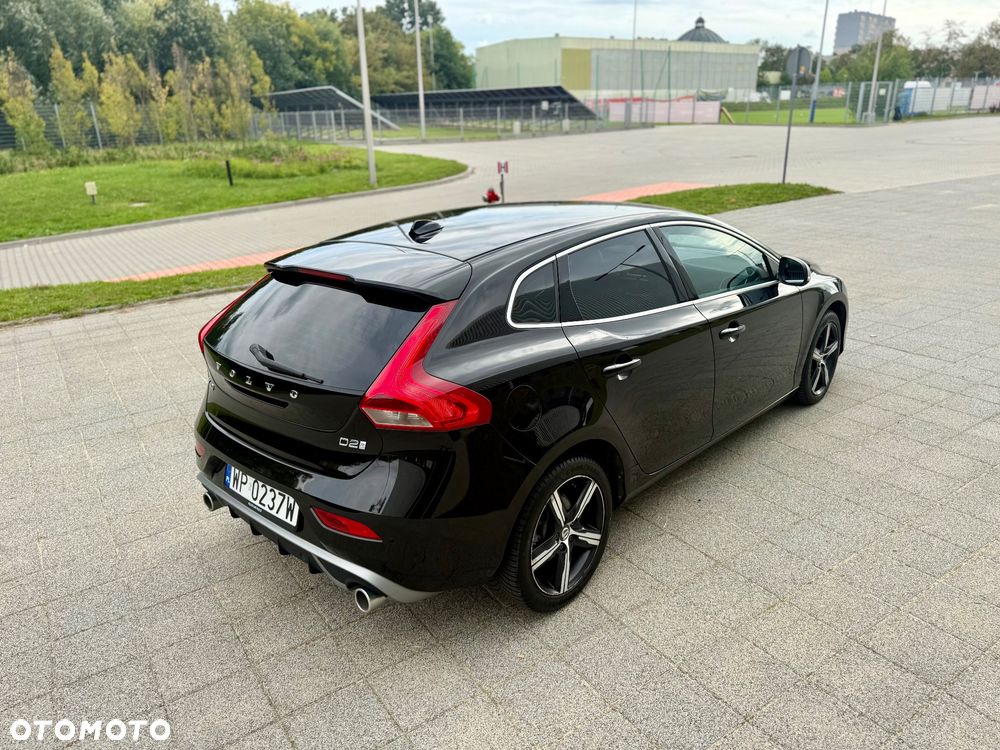 Volvo V40 D2 RDesign - 13