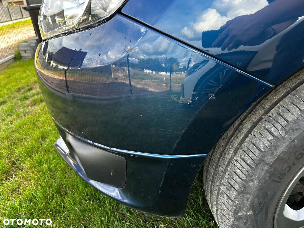 Dacia Logan 1.2 16V SL Celebration - 12