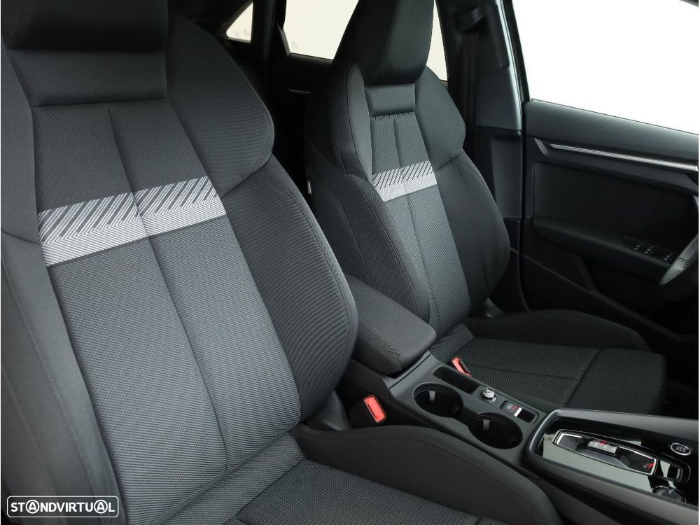 Audi A3 Limousine 30 TFSI Advanced S tronic - 26